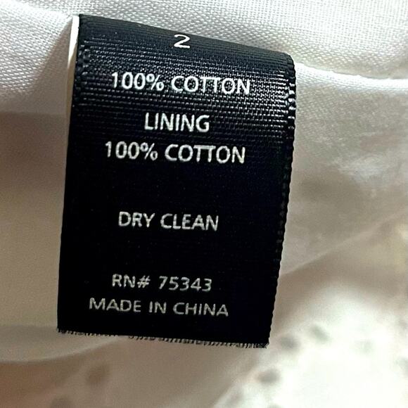 White Eyelet Skirt-Willi Smith-Size 2 - Picture 4 of 5